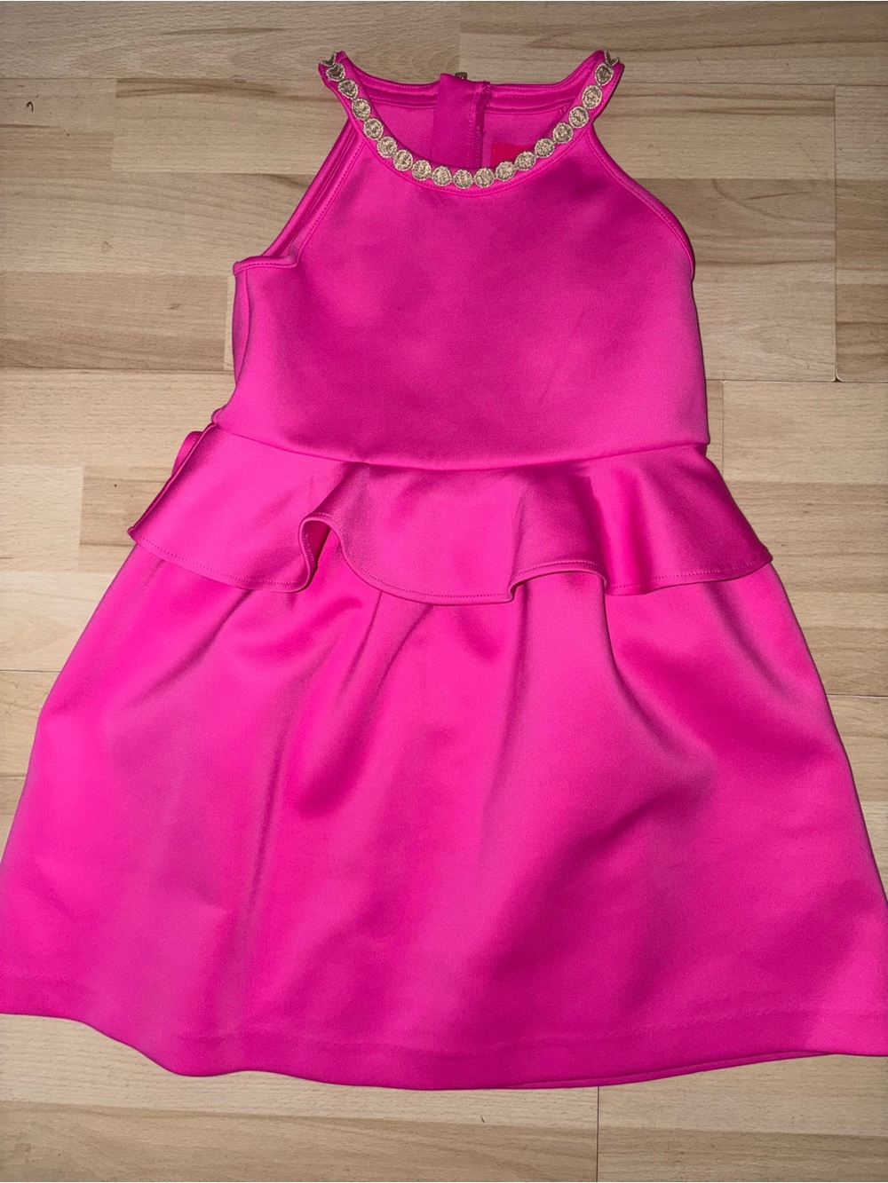 Lilly Pulitzer Bright Hot Pink Ruffle Dress with Embellished Neckline size 6/7